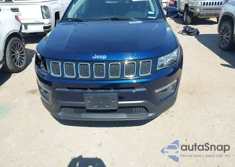 2021 Jeep Compass Latitude 4X4 z USA, uszkodzony, nr VIN 3C4NJDBB8MT584150